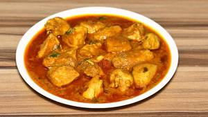 Bonelss Chicken Curry