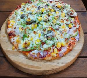 Veg corn cheese pizza  [8 inch]