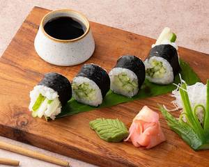 Cucumber Sushi Roll [4 Pcs]