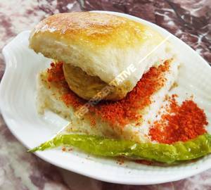 Butter Vadapav