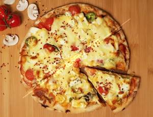 Peri peri paneer pizza