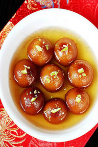 Hot Gulab Jamun