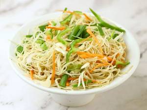 Veg Hakka Noodles