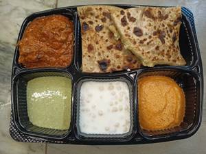 Chicken Keema Paratha With Chicken Butter Masala 