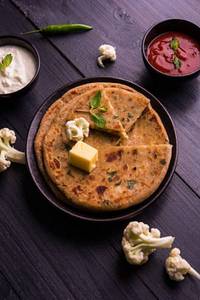 Desi Ghee Gobi Ka Paratha [1 Piece]