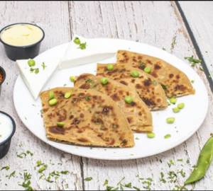 Matar paneer paratha