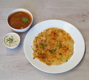 Butter Onion Uttapam