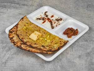 Tandoori Paneer Parantha