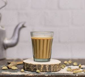Elaichi chai