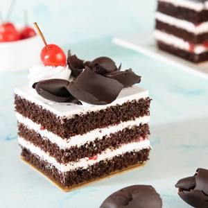 Black Forest Eggless Pastry