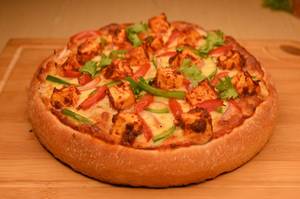 Tandoori Paneer Pizza