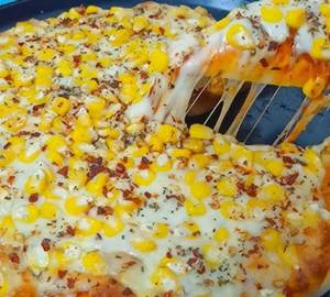 Sweet corn pizza