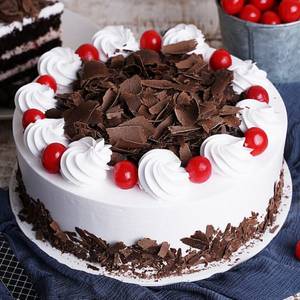Classic Black Forest Cake [1 Pound]