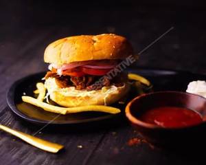 Chilli Paneer Burger