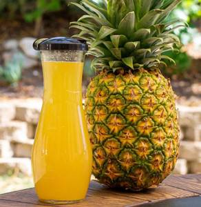 Pineapple Juice (Cold Pressed , Vegan)