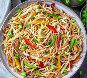 Veg Hakka Noodles