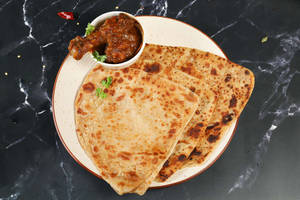 Plain Paratha [3pc] And Chicken Kosha