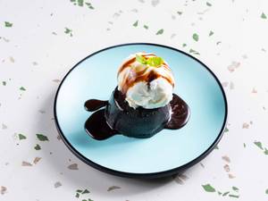 Hot Chocolate Molten Cake