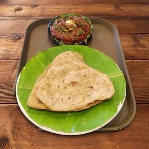 2 Chappathi + Egg Roast