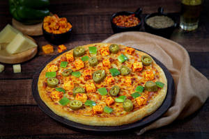 Spicy Paneer Pizza