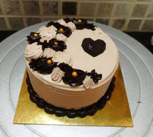 Royal Chocolate Vanilla Cake 500 