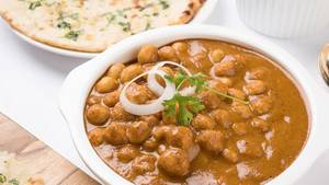 Chicken Chola Kulcha