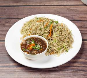 Veg Chow & Chilly  Paneer Combo Meal For 4