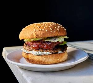 Spicy Beef Burger 