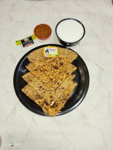 Aloo Mutter Onion Garlic Parotha