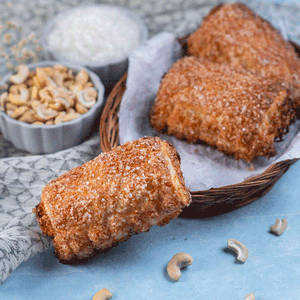 Cashew Roll - Egg - Pastry