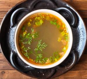 Chicken with lemon coriander soup
