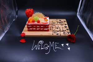 Eggless Red Velvet Open Fruit Cake 