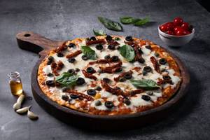 Thin Crust Sundried Tomatoes And Caper Pizza [11 Inch]
