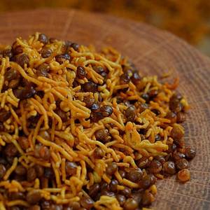 Homemade Bombay Mixture (200 Gms)