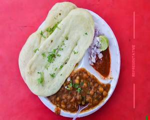 Chole kulche