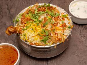 Chicken Dum Biryani 1kg.