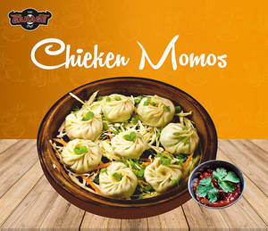 Chicken Steamed Momos [8 Pieces]