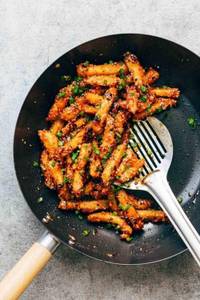 Crispy chilli potatoes          