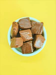 Chocolate Flavored Fudge (100gms)