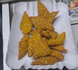 Til Katli (200 Gms)