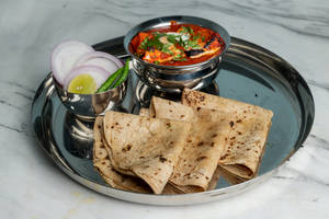 Paneer Tikka Masala With 3 Chapati     