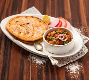 2 Aloo Paratha+Chana Masala+Curd+Pickle