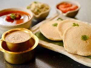 Idli With Sambar