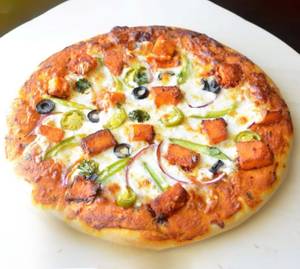 Cheese in Paneer Pizza