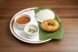 Idli Wada