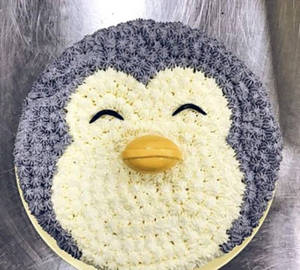Cute Penguin Cake