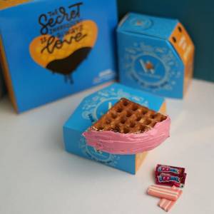 Bubbly Bubblegum Waffle [ Tripple Layered ]