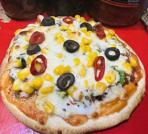Sweet corn cheesy pizza [ 7 inches ]