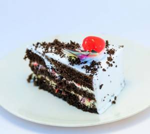 Classic Litchi Gatue Cake