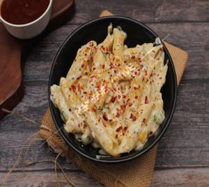 White Sauce Pasta